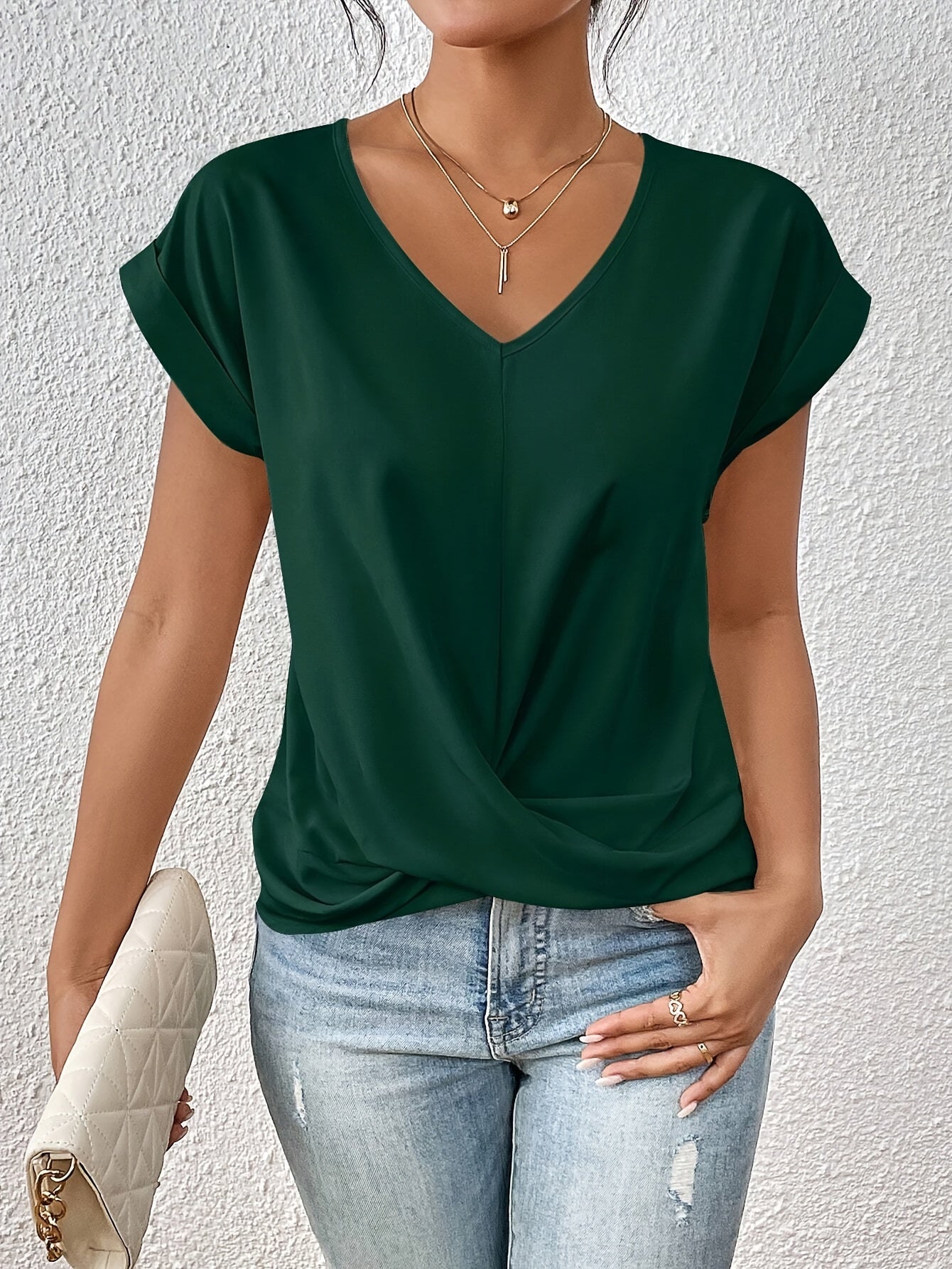 MOREAU LYON | WOMEN'S ELEGANT V-NECK T-SHIRT